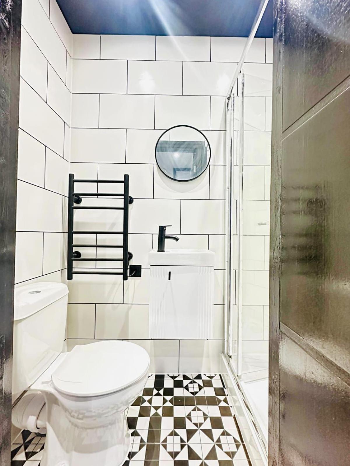 London 39 Blue House Luxury Ensuite Ideal For Tourists 外观 照片